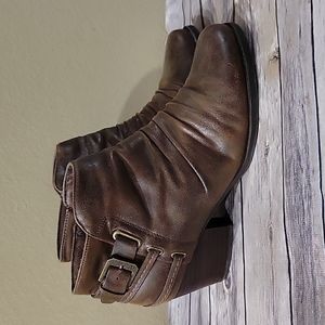 Baretraps boots